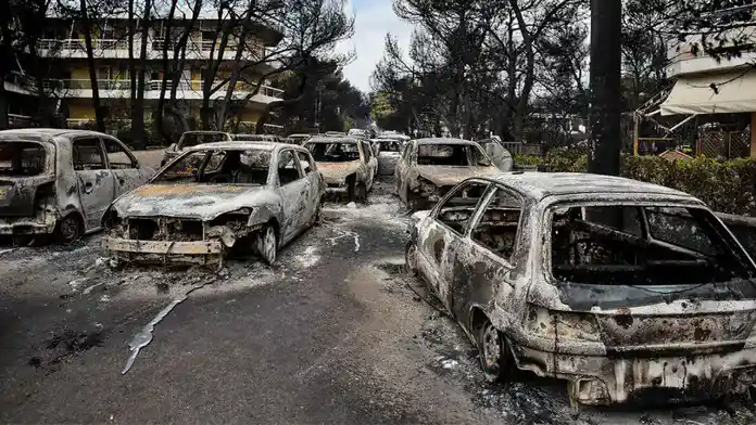 Ένας που σκότωσε γάτες μπήκε 8 χρόνια φυλακή – Για το ολοκαύτωμα στο Μάτι κανένας. ΤΙ ΨΗΦΙΣΕΣ Ε.ΣΥ.;