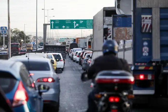 Υποχρεωτικά κάμερα σε κάθε ΙΧ, θα «σκανάρει» το πρόσωπο του οδηγού