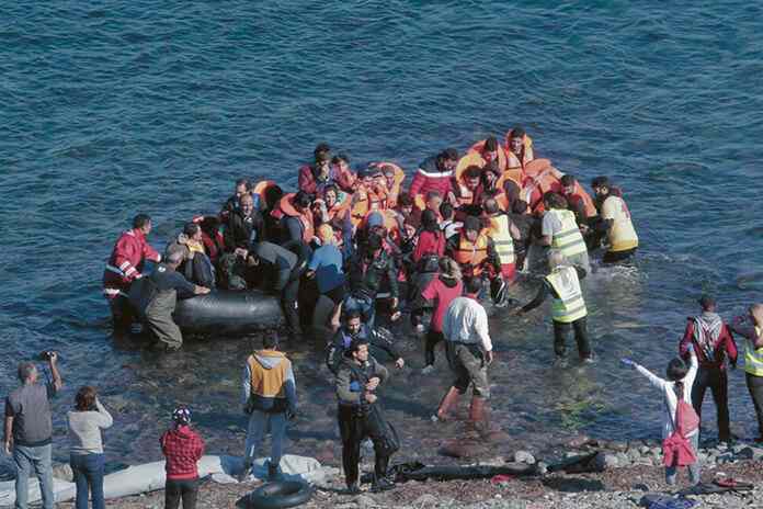 Στενάζουν τα νησιά του ανατολικού Αιγαίου κάτω από το βάρος των λαθραίων μεταναστών που φτάνουν καθημερινά στις ακτές 