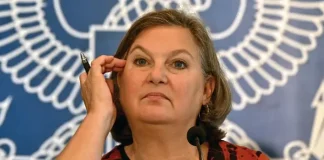 Η πρώην υφυπουργός Εξωτερικών των ΗΠΑ επιβεβαιώνει ότι η Δύση προέτρεψε τον Ζελένσκι να απορρίψει την ειρηνευτική συμφωνία του 2022 με τη Ρωσία