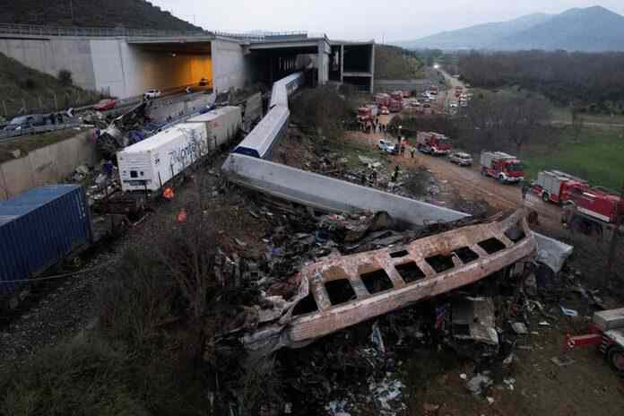 Σε όλες τις δημοσκοπήσεις 7 στους 10 πολίτες βλέπουν συγκάλυψη στα τέμπη- «Κόλαφος» για Κ.Τασούλα