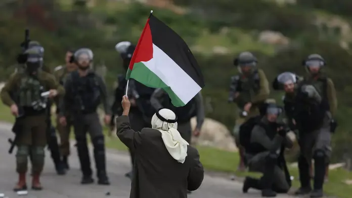 Η αναγνώριση της Παλαιστίνης από την ευρωπαϊκή τριάδα συνιστά «μεγάλη αποτυχία»για ΗΠΑ και Ισραήλ
